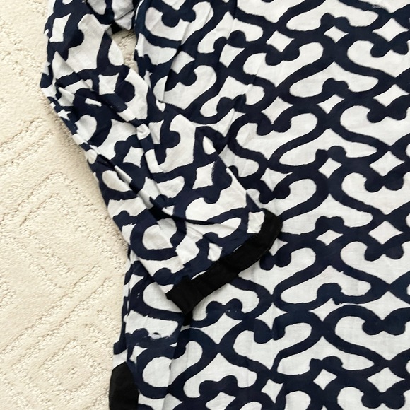 Roller Rabbit Tunic / Coverup - Picture 2 of 3